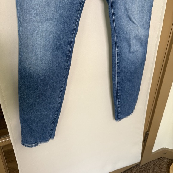 Good American Womens 12/31 Blue  Good Legs Jacked Step Hem Skinny Leg Jeans - Picture 3 of 11